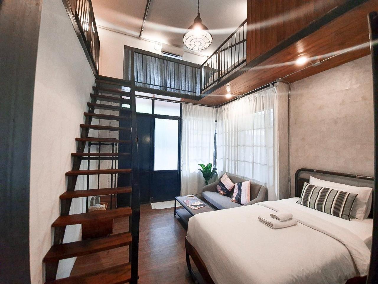 Oxotel Hotel Chiang Mai Buitenkant foto